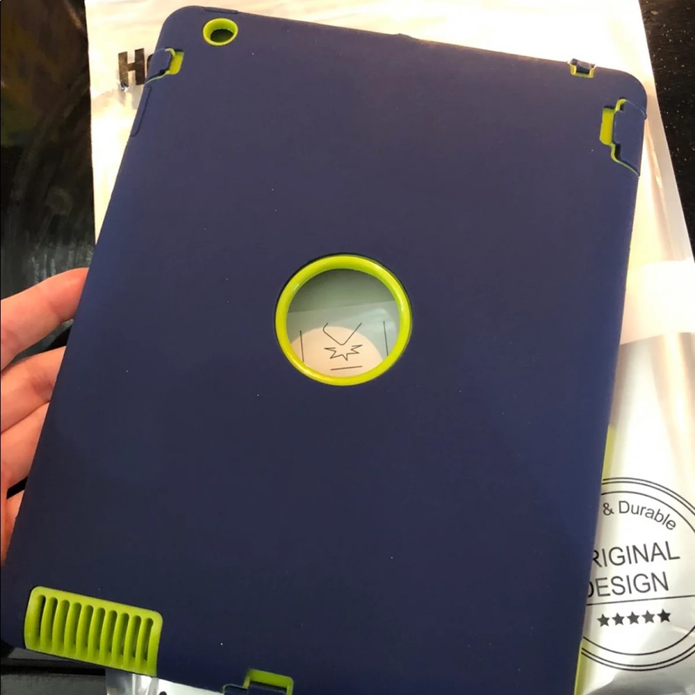 Brand new iPad 2/3/4 case